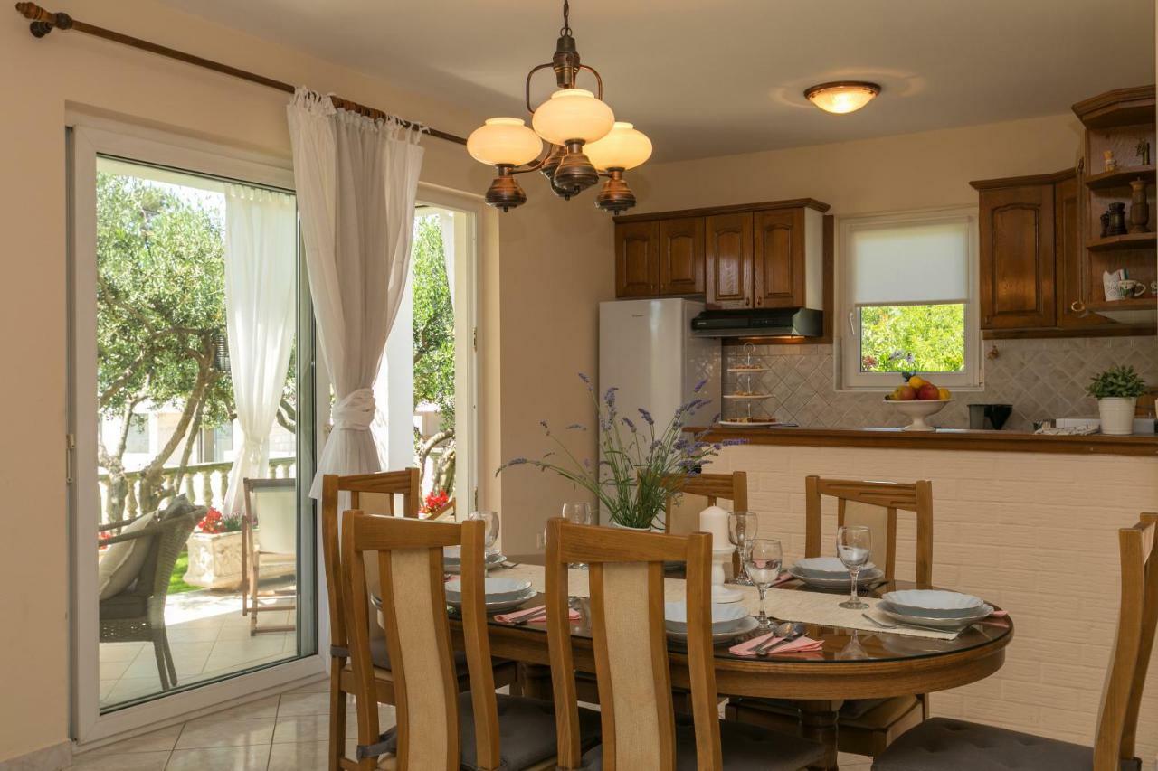 Villa Bosko Kastela Luaran gambar