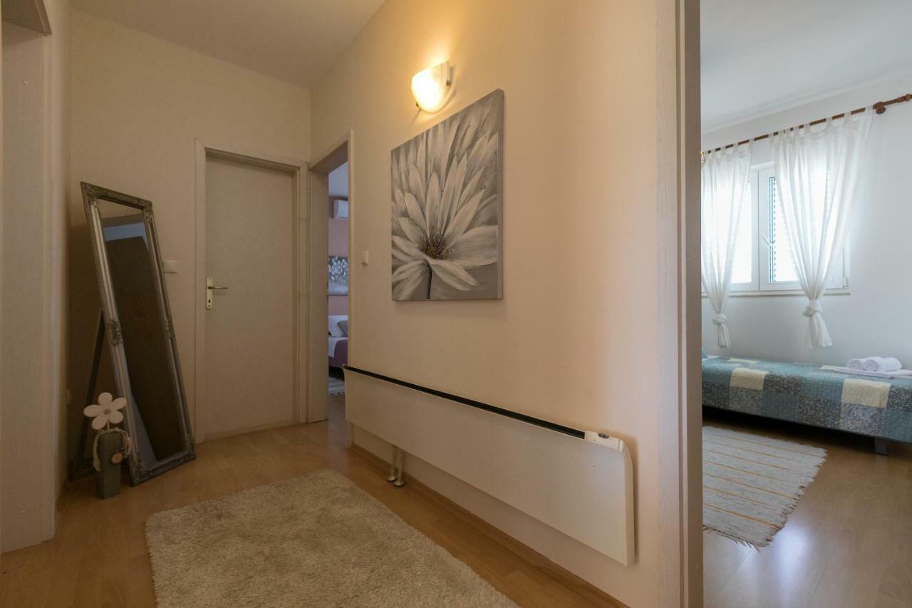 Villa Bosko Kastela Luaran gambar
