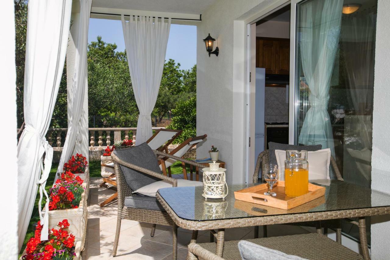 Villa Bosko Kastela Luaran gambar